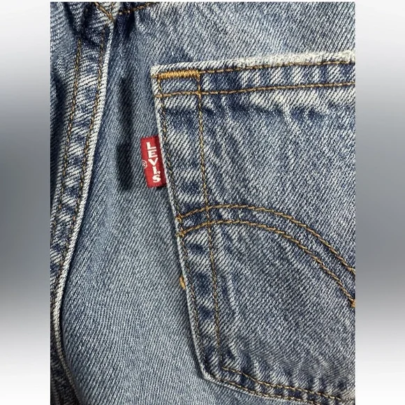 Levis Jeans Womens 26W 27L Premium Ribcage Straight Ankle Distressed Button Fly - Picture 10 of 16